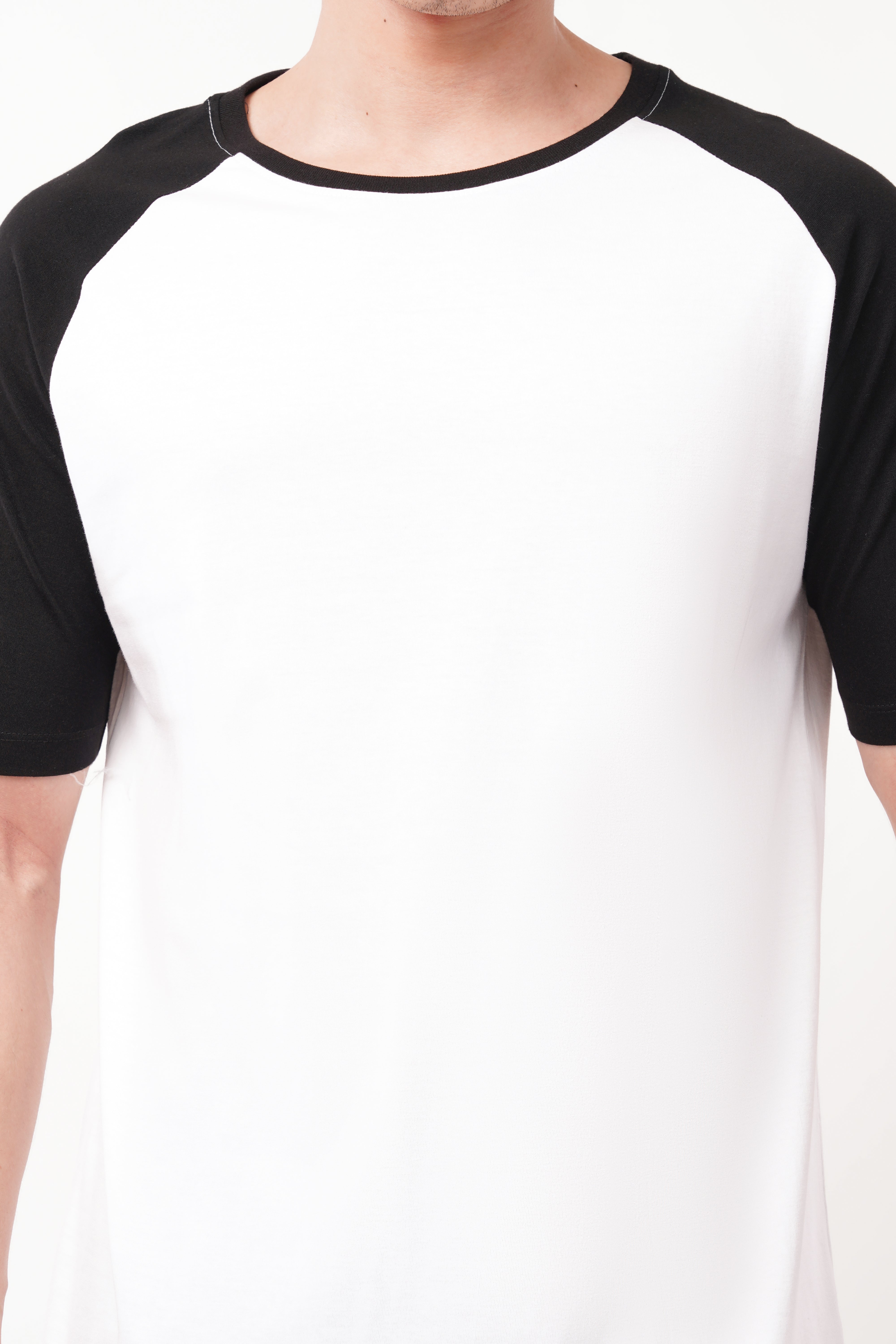 Essential white raglan tshirts