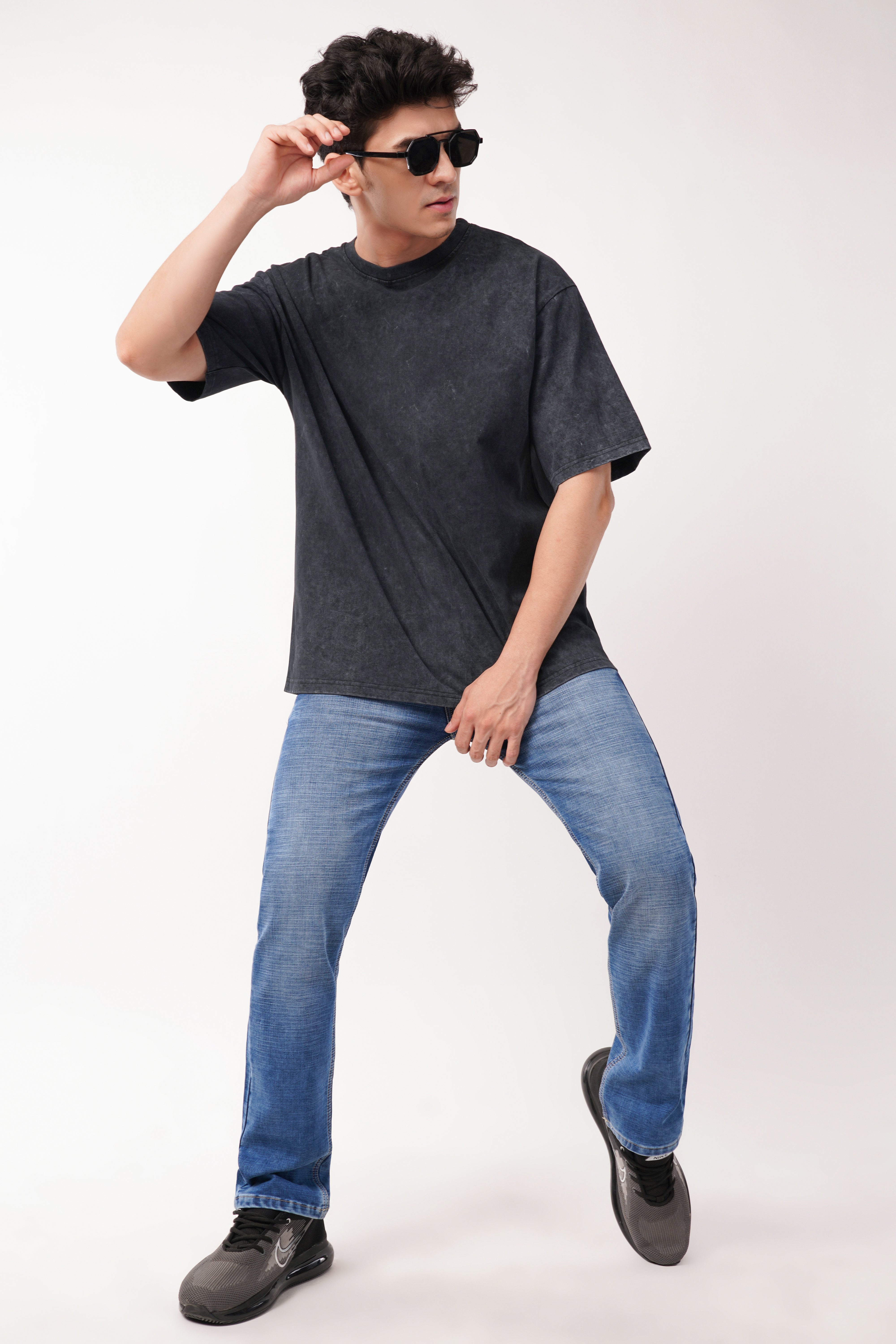 Carbon acid wash oversized tshirt
